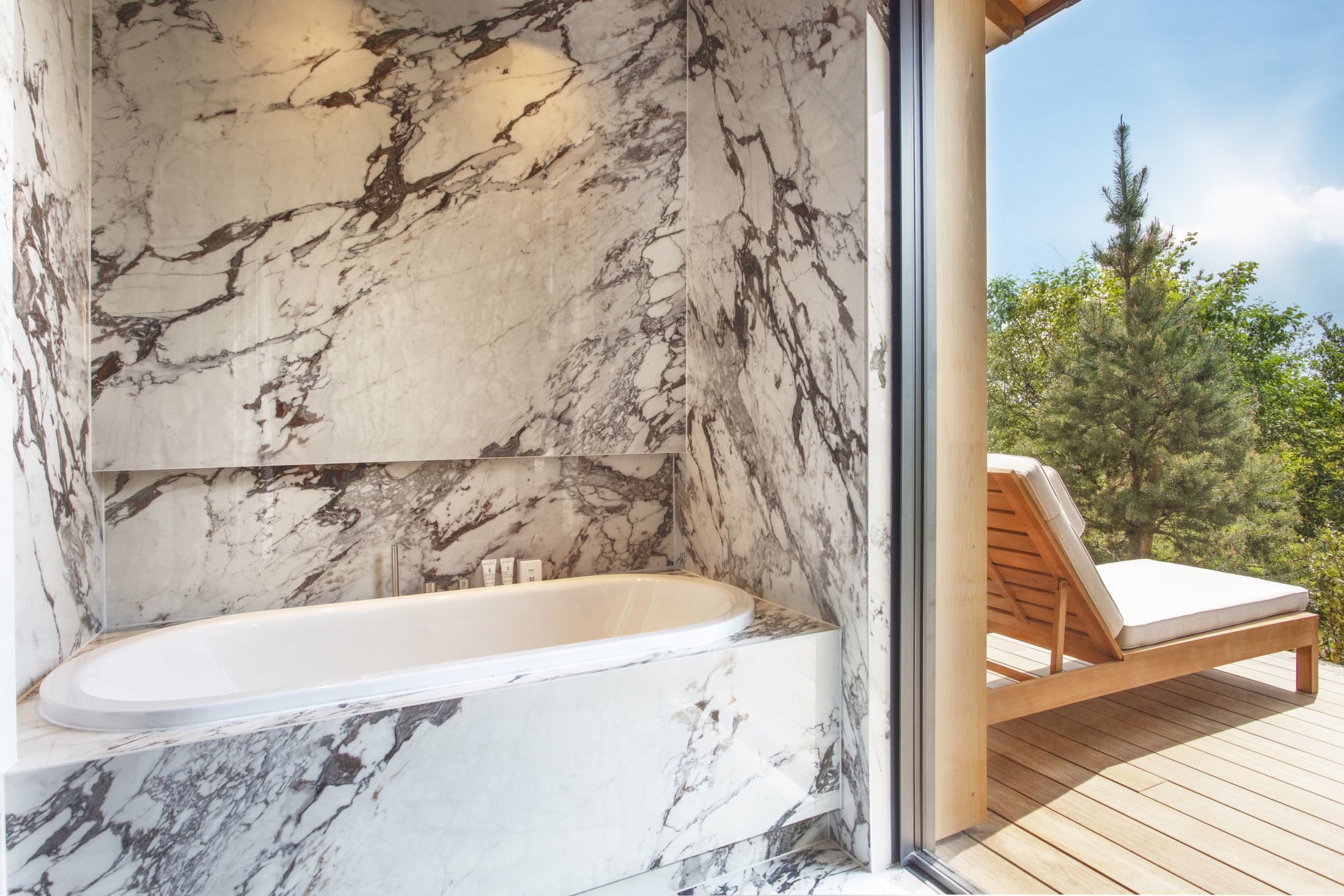 Jiva Hill - Lodge